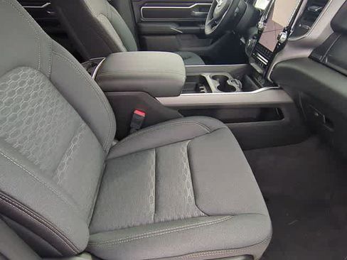 Used 2025 RAM 1500 Big Horn AWD/4WD image 22