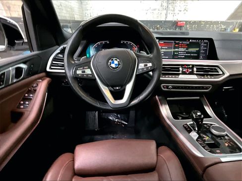 Used 2023 BMW X5 xDrive40i w/ Parking Assistance Package AWD/4WD image 8