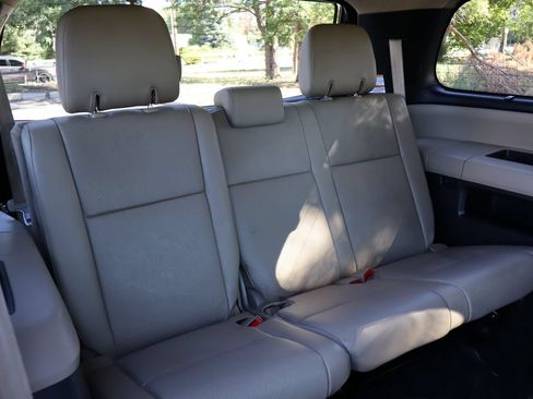 Used 2014 Toyota Sequoia Platinum RWD image 22
