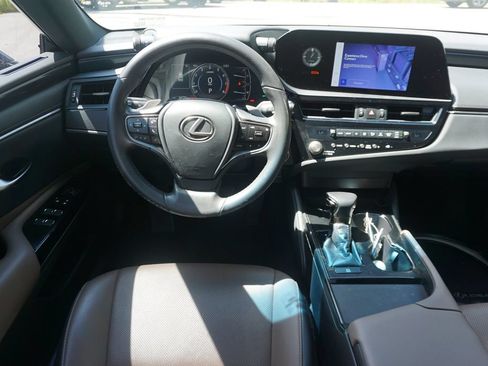 Used 2023 Lexus ES 350 w/ Accessory Package (Z2) FWD image 6