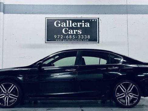 Used 2017 Honda Accord Sport image 1