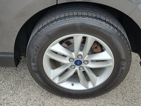 Used 2016 Ford Edge SEL w/ Equipment Group 201A AWD/4WD image 29