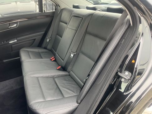 Used 2011 Mercedes-Benz S 550 4MATIC image 30