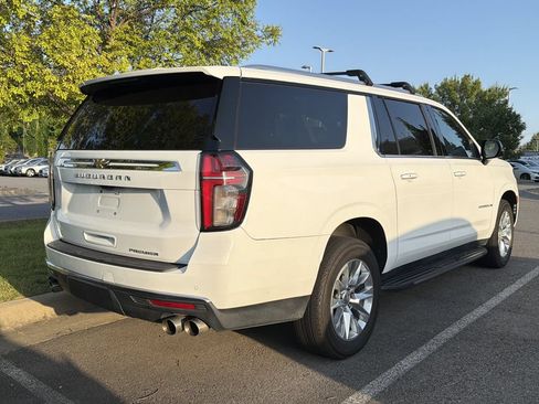Used 2021 Chevrolet Suburban Premier w/ Premium Package AWD/4WD image 5