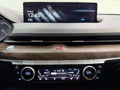 Used 2024 Genesis G80 Advanced Sedan 4D image 20