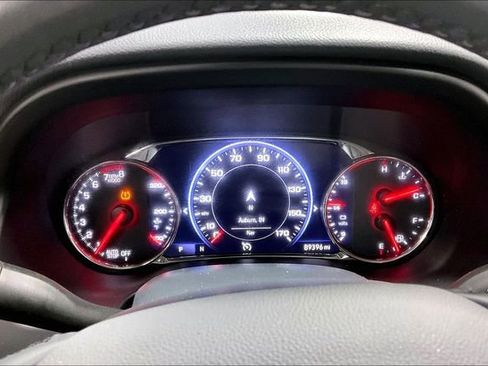 Used 2023 GMC Acadia Denali image 14