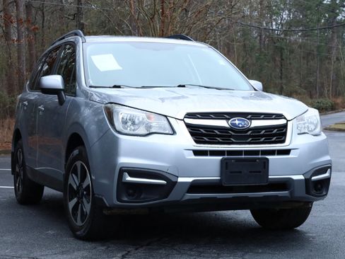 Used 2017 Subaru Forester 2.5i Premium image 7