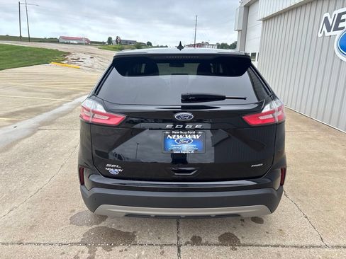 Certified 2023 Ford Edge SEL w/ Convenience Package AWD/4WD image 6