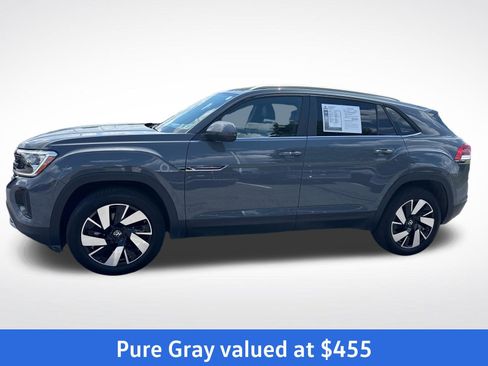 Certified 2025 Volkswagen Atlas Cross Sport SE AWD/4WD image 2