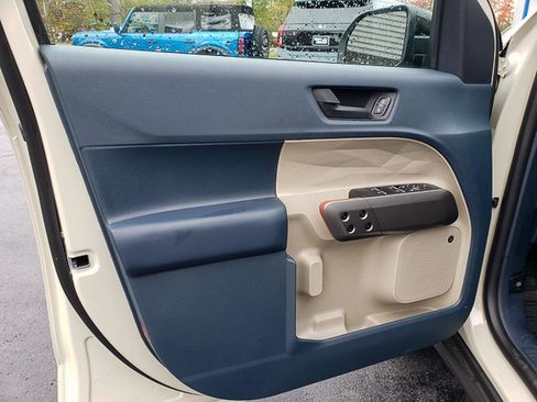 New 2025 Ford Maverick Lariat image 6