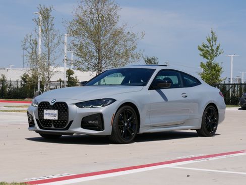 Used 2022 BMW 430i Coupe w/ M Sport Package RWD image 5