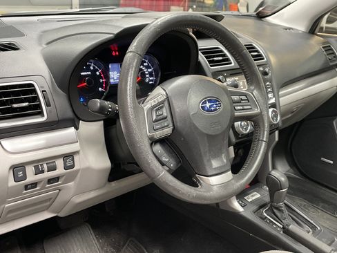 Used 2016 Subaru Forester 2.5i Touring w/ Eyesight & Navigation System image 9