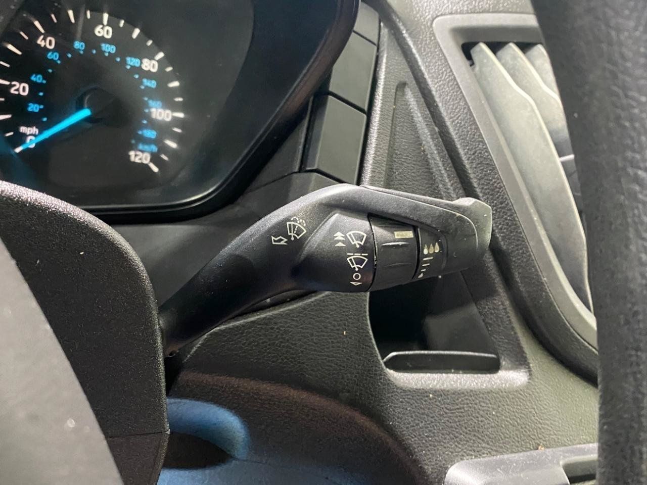 Used 2018 Ford Transit 250 130 Low Roof RWD image 17