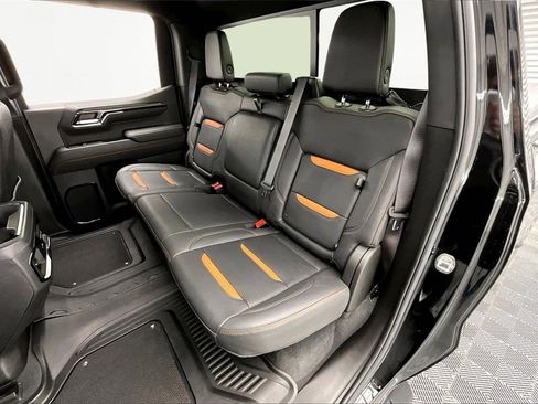 Used 2024 GMC Sierra 1500 AT4 w/ Technology Package image 27