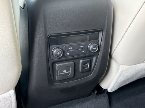 Used 2024 Buick Enclave Avenir w/ Trailering Package, 5000 lbs. FWD image 32