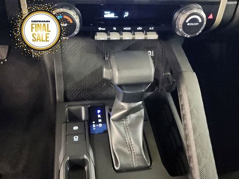 Used 2024 Toyota Tacoma SR image 23