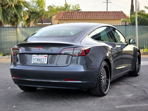 Used 2023 Tesla Model 3 Standard Range RWD image 3