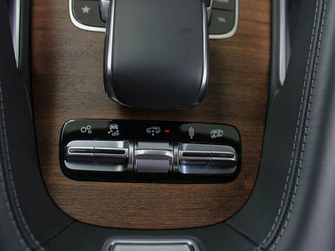 Used 2021 Mercedes-Benz GLS 63 AMG 4MATIC image 45