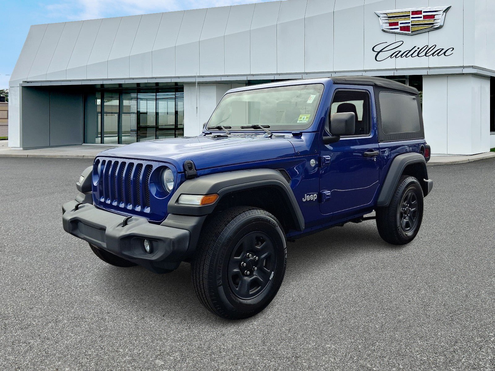 Used 2018 Jeep Wrangler Sport AWD/4WD image 3