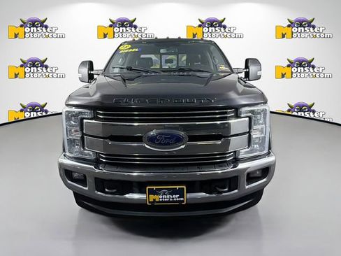 Used 2018 Ford F250 Lariat AWD/4WD image 2