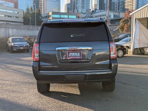 Used 2019 GMC Yukon XL Denali w/ Denali Ultimate Package image 6