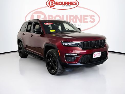 Used 2024 Jeep Grand Cherokee Limited w/ Luxury Tech Group II AWD/4WD image 1
