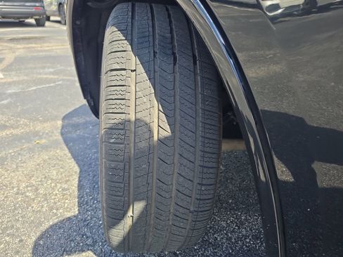 Used 2018 Dodge Durango R/T RWD image 27