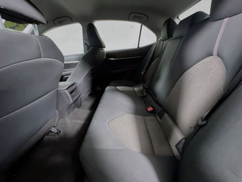 Used 2024 Toyota Camry LE image 28