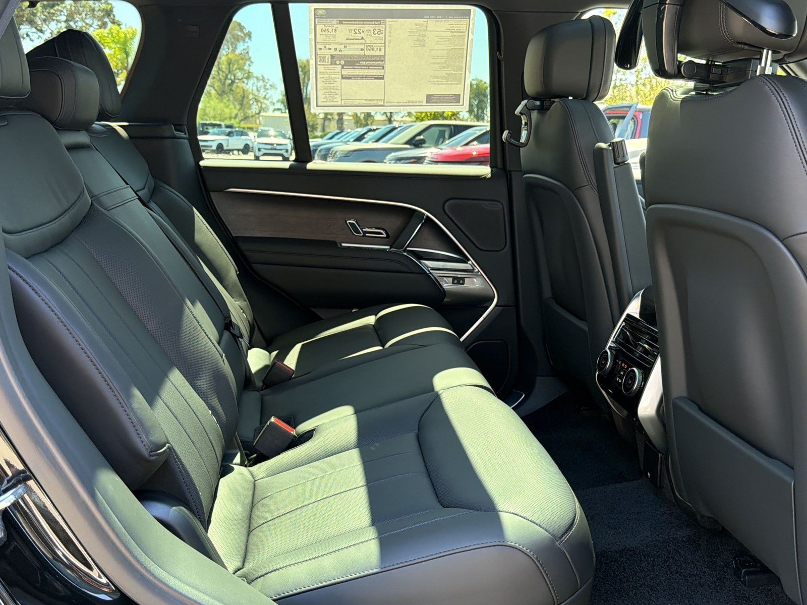 New 2026 Land Rover Range Rover SE AWD/4WD image 31