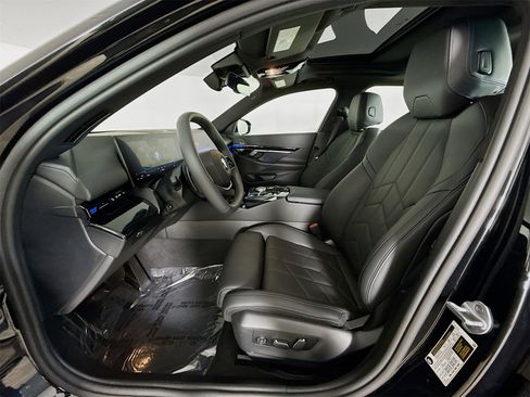 Used 2025 BMW 530i 530i image 22