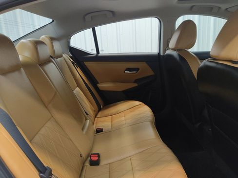 Used 2023 Nissan Sentra SV w/ SV Premium Package FWD image 19