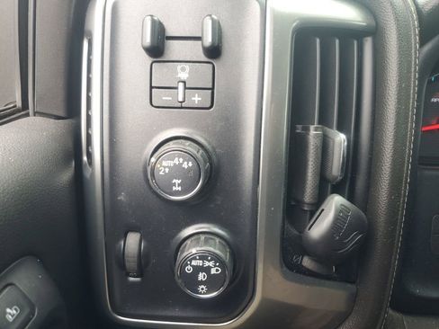 Used 2018 Chevrolet Silverado 1500 LTZ Z71 w/ Redline Edition image 22