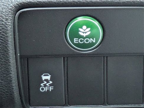 Used 2015 Honda Accord Sport image 24