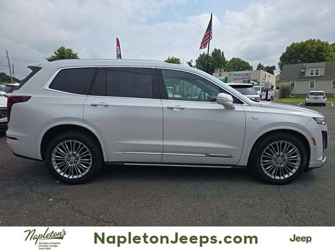 Used 2020 Cadillac XT6 Premium Luxury AWD/4WD image 1