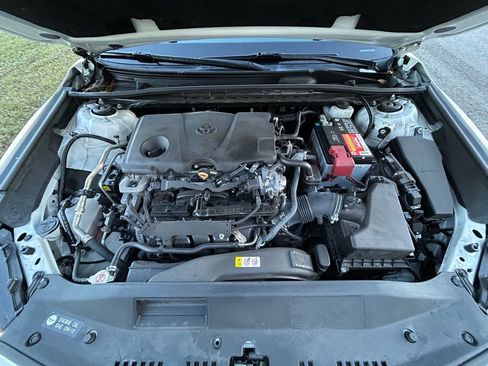 Used 2023 Toyota Camry XSE image 11