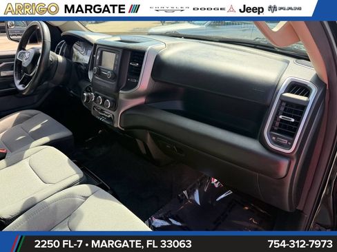 Used 2019 RAM 1500 Big Horn RWD image 16