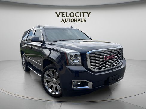 Used 2018 GMC Yukon Denali w/ Open Road Package AWD/4WD image 1