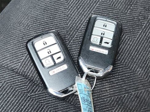 Used 2022 Honda Pilot Sport image 21