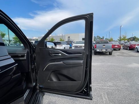 Used 2023 Cadillac Escalade Sport AWD/4WD image 61