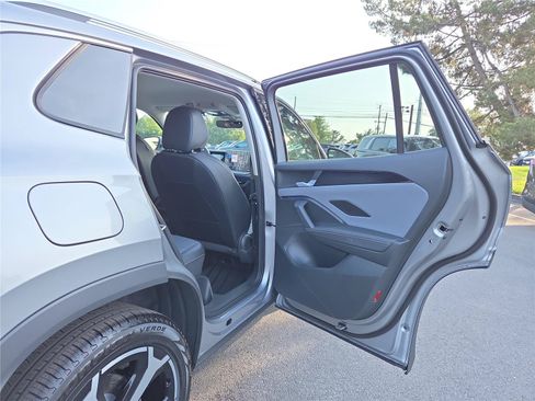 New 2026 Volkswagen Tiguan SE FWD image 31
