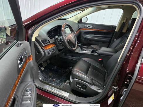 Used 2017 Lincoln MKT AWD image 19
