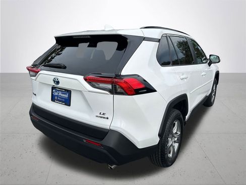 Used 2024 Toyota RAV4 LE image 8