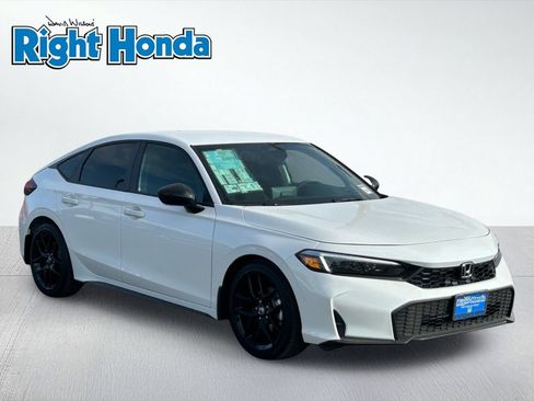 Used 2026 Honda Civic Sport image 8