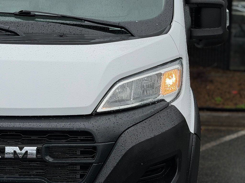 Used 2023 RAM ProMaster 2500 FWD image 5