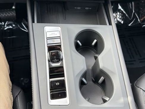 New 2026 Volkswagen Atlas SE image 12