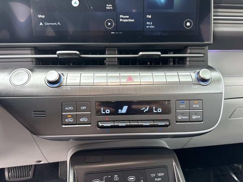Used 2026 Hyundai Kona Limited FWD image 26