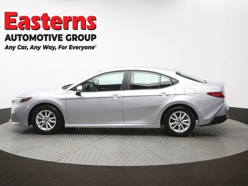 Used 2025 Toyota Camry LE FWD image 60