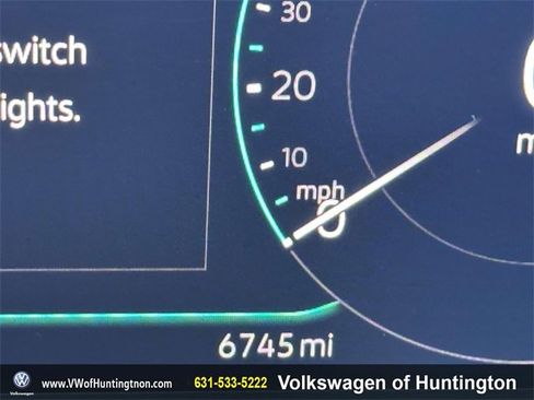 Certified 2025 Volkswagen Taos SEL w/ Taos Adventure Package (SXB) image 39