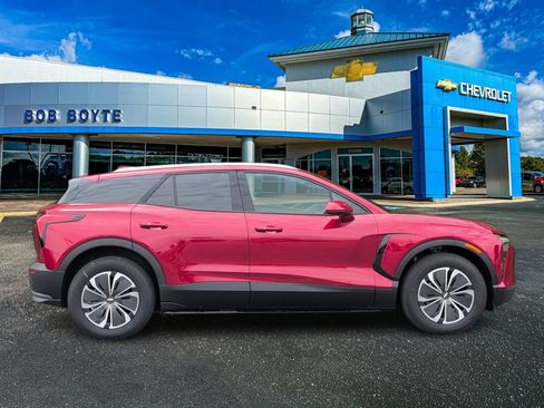 New 2025 Chevrolet Blazer EV LT AWD/4WD image 8