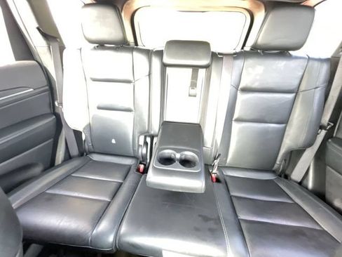 Used 2021 Jeep Grand Cherokee Limited w/ Sun & Sound Group AWD/4WD image 16
